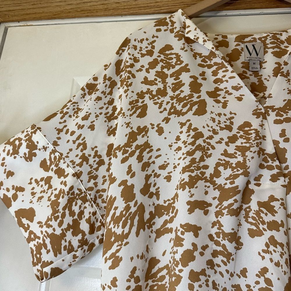 Worthington Animal Print Short Sleeve Blouse - Picture 5 of 11